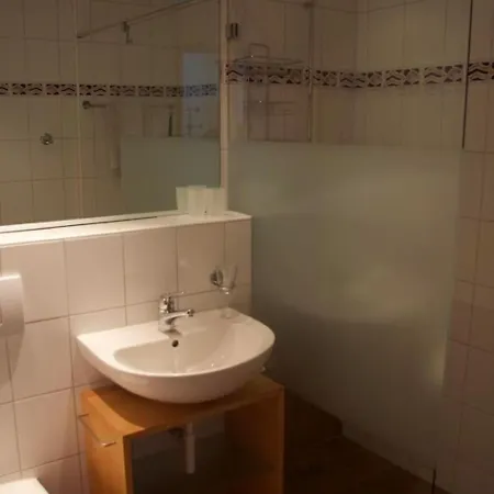 Drei 1-2 -ziwohnung By Interhome Bever