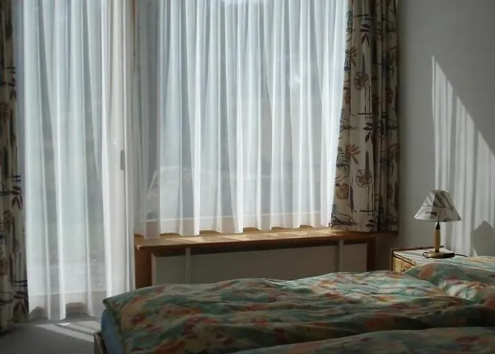 Drei 1-2 -ziwohnung By Interhome * Bever